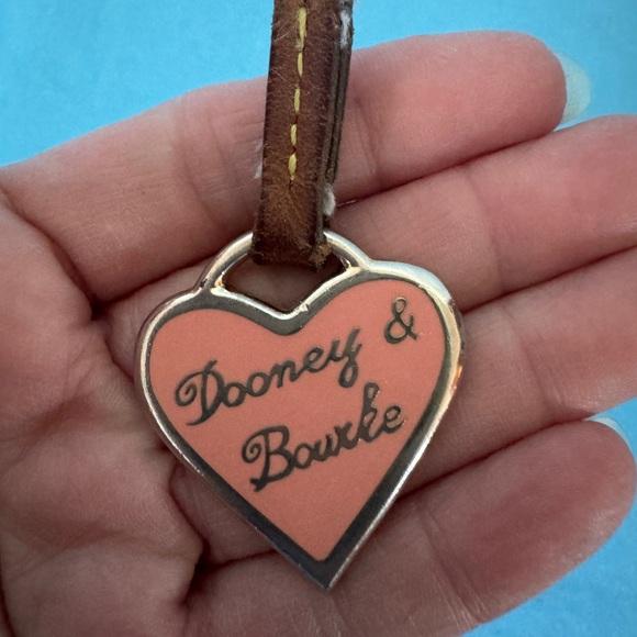 Dooney pink heart replacement tag - Picture 1 of 2